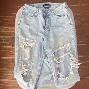 Aeropostale Distressed Light Blue Mom Jeans